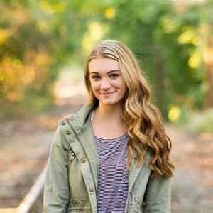 Meet your Posher, Leah